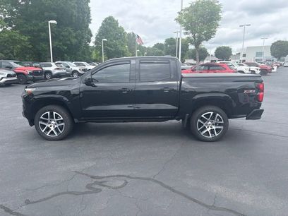 Used 2023 Chevrolet Colorado Z71 w/ Z71 Convenience Package 2