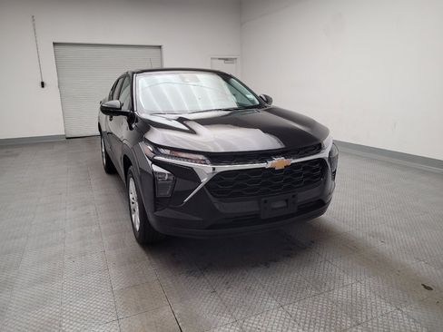 Used 2024 Chevrolet Trax LS FWD image 14