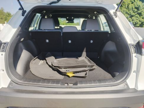 Used 2025 Toyota Corolla Cross AWD Hybrid image 19