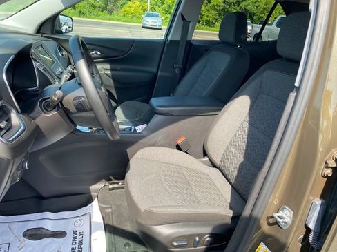 Certified 2024 Chevrolet Equinox LT w/ LPO, Floor Liner Package FWD image 15