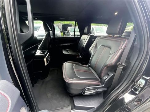 Used 2024 Ford Expedition Limited AWD/4WD image 22
