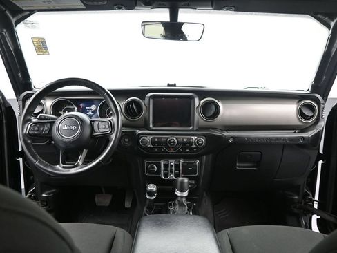 Used 2021 Jeep Wrangler Unlimited Sport w/ Sun And Sound Package AWD/4WD image 31