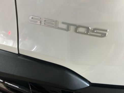 Used 2025 Kia Seltos EX AWD/4WD image 33