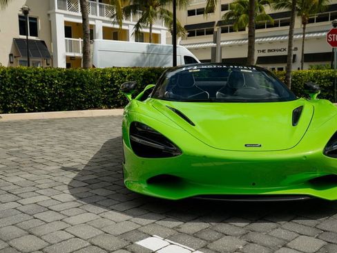Used 2024 McLaren 750S Spider RWD image 6