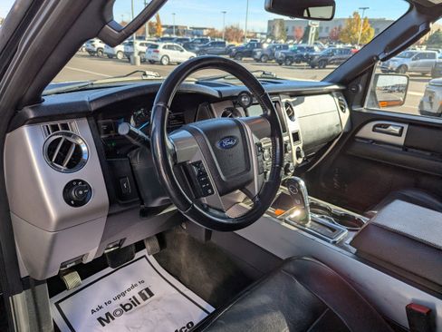 Used 2017 Ford Expedition Max Limited image 13