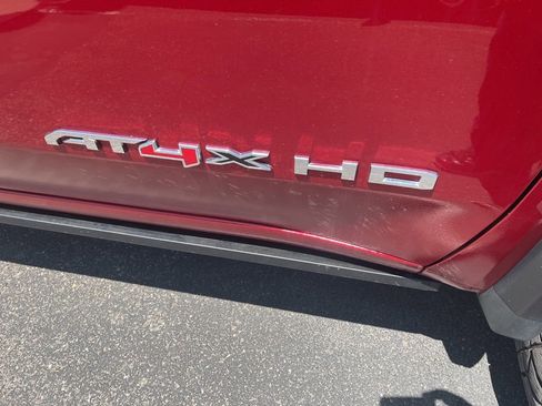 Used 2025 GMC Sierra 2500 AT4X AWD/4WD image 5