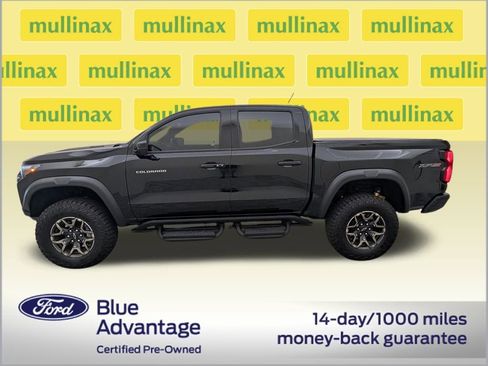 Used 2025 Chevrolet Colorado ZR2 w/ Technology Package image 12