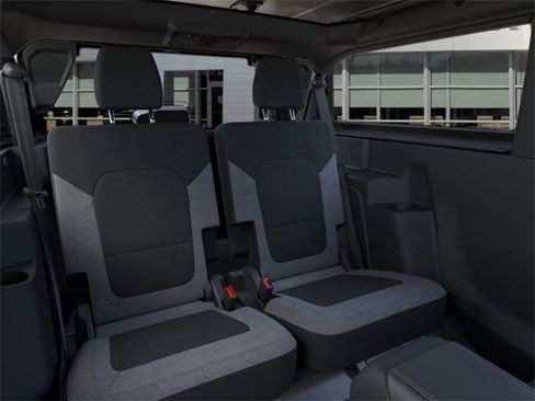 New 2025 Ford Bronco Base image 11