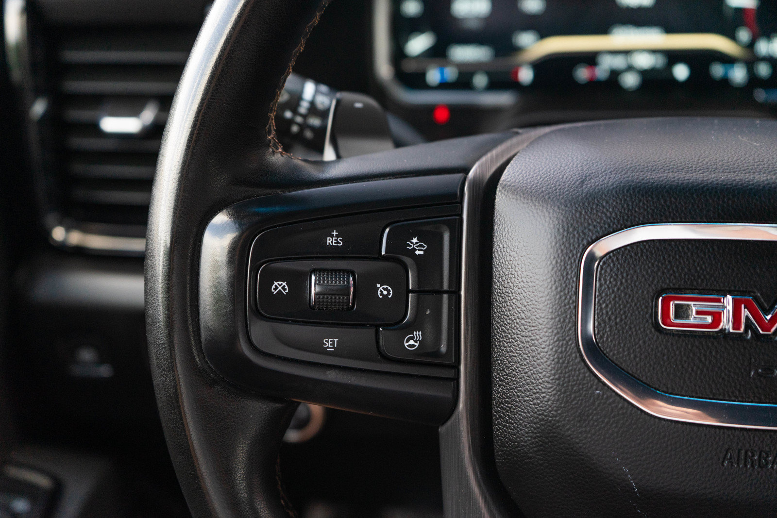 Used 2023 GMC Sierra 1500 AT4 AWD/4WD image 23