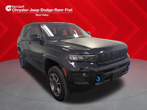 Used 2022 Jeep Grand Cherokee Trailhawk 4xe AWD/4WD image 1
