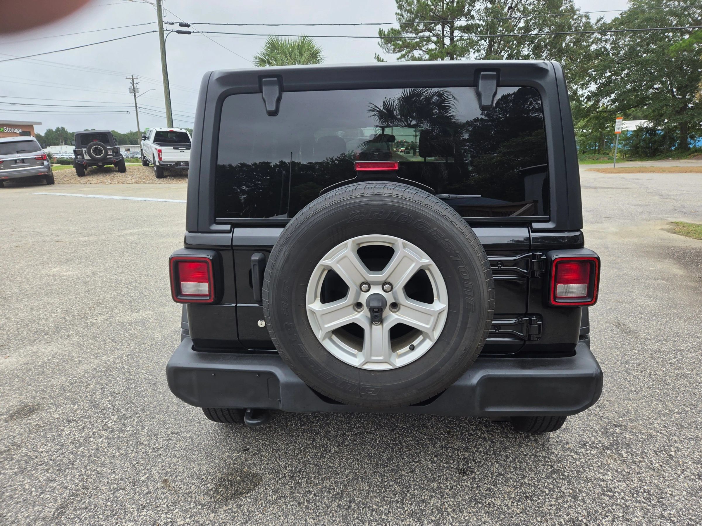 Used 2019 Jeep Wrangler Unlimited Sport S AWD/4WD image 6