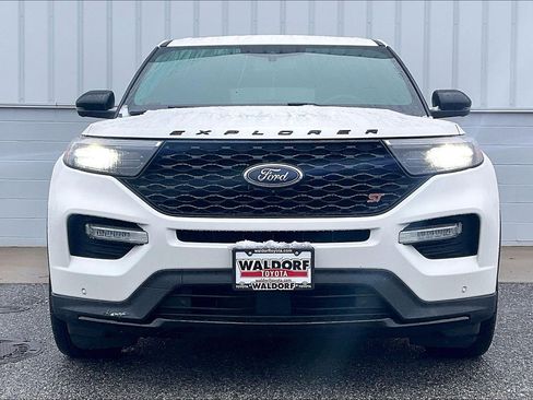 Used 2022 Ford Explorer ST w/ Equipment Group 401A image 3