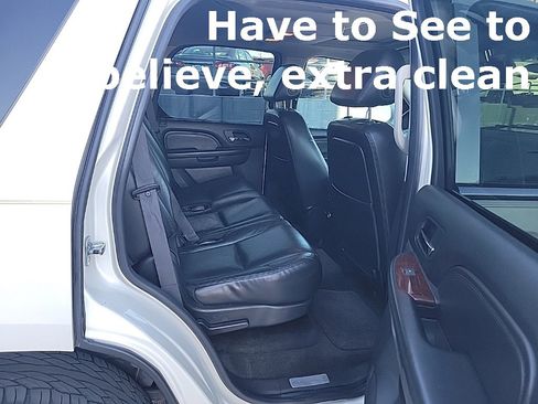 Used 2007 Cadillac Escalade AWD w/ Information Package image 16