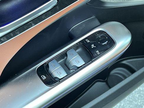 New 2026 Mercedes-Benz C 300 4MATIC Sedan image 13