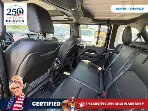 Used 2024 Jeep Wrangler High Altitude AWD/4WD image 15