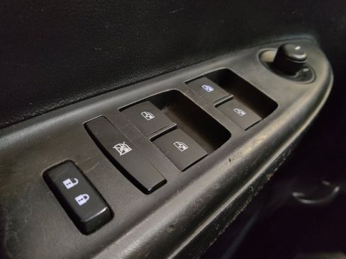 Used 2021 Chevrolet Spark LT FWD image 27