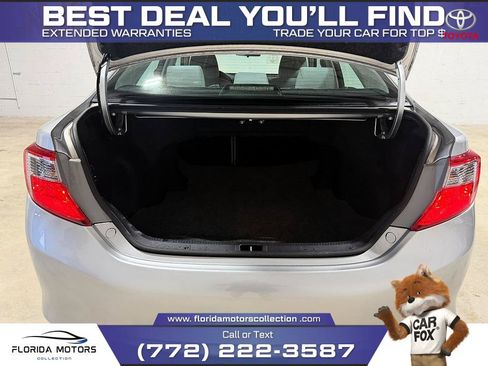Used 2012 Toyota Camry LE FWD image 31