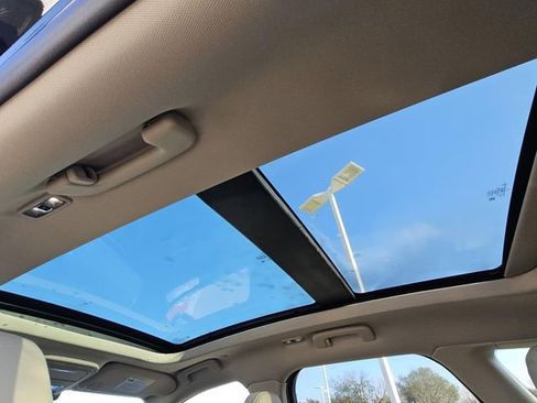 New 2026 Lincoln Corsair Premiere image 22