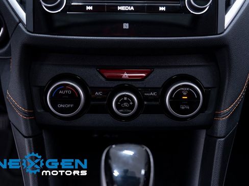 Used 2020 Subaru Crosstrek 2.0i Limited w/ Moonroof Package image 15