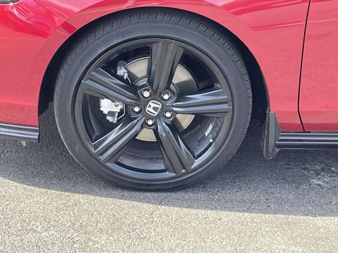 Used 2023 Honda Accord Sport image 17
