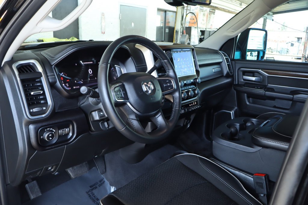 Used 2024 RAM 2500 Laramie AWD/4WD image 17