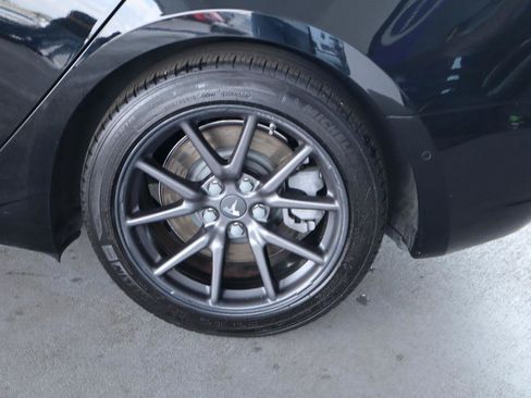 Used 2019 Tesla Model 3 Long Range image 11
