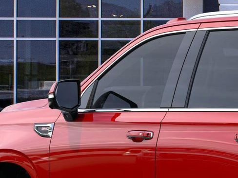 New 2026 GMC Yukon Elevation image 12