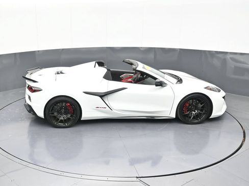 Used 2024 Chevrolet Corvette Z06 RWD image 51
