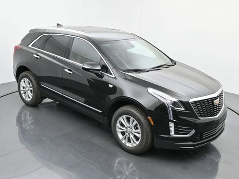 New 2025 Cadillac XT5 Luxury image 29