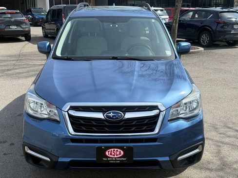 Used 2017 Subaru Forester 2.5i Premium w/ All-Weather Package image 2