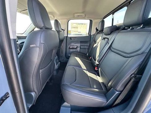 New 2025 Ford Maverick Lariat w/ Black Appearance Package image 13