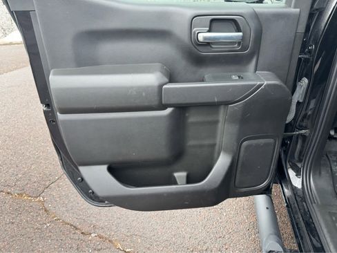 Used 2023 Chevrolet Silverado 1500 Custom image 13