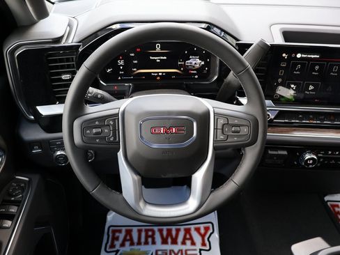 New 2026 GMC Sierra 1500 Elevation image 16
