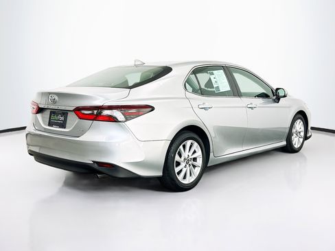 Used 2023 Toyota Camry LE FWD image 9