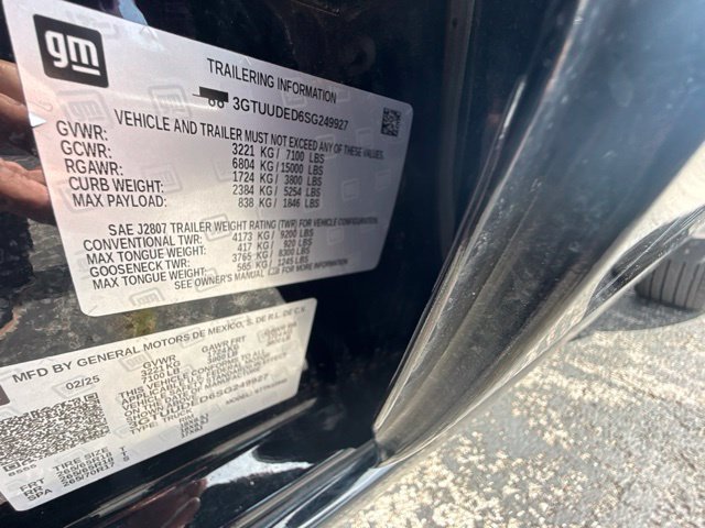 Used 2025 GMC Sierra 1500 SLT AWD/4WD image 29