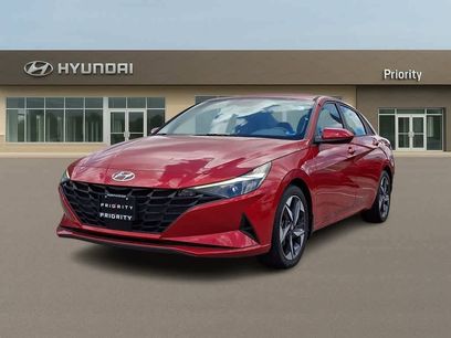 Used 2023 Hyundai Elantra SEL w/ Convenience Package