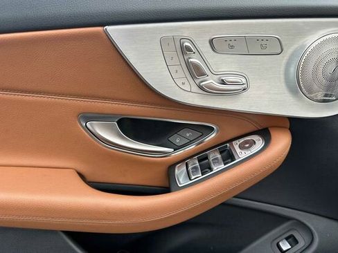 Used 2022 Mercedes-Benz C 300 C 300 2D Convertible image 10