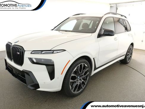 Used 2024 BMW X7 M60i w/ Executive Package image 1