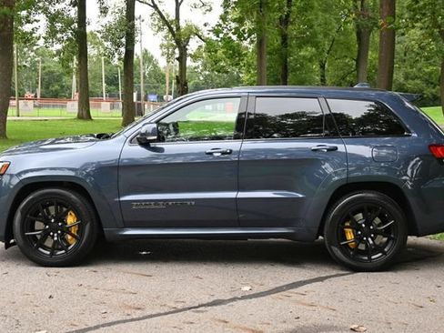 Used 2021 Jeep Grand Cherokee Trackhawk AWD/4WD image 8