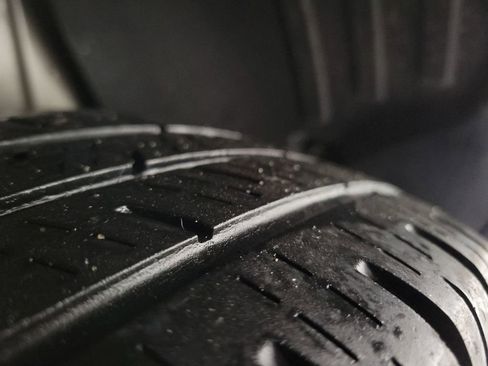 Used 2021 Chevrolet Trax LT w/ Sport Edition image 11