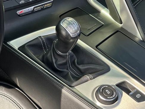 Used 2018 Chevrolet Corvette Z06 w/ Battery Protection Package image 18