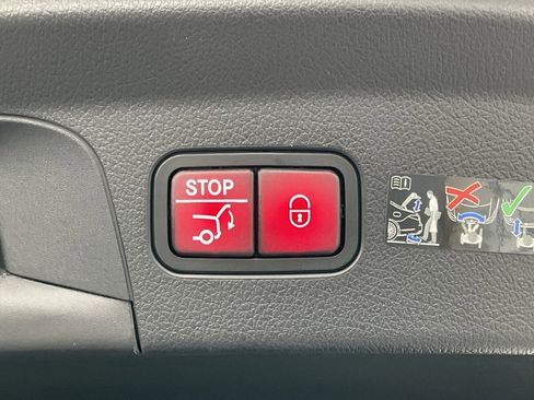 New 2025 Mercedes-Benz GLE 53 AMG 4MATIC Coupe image 15