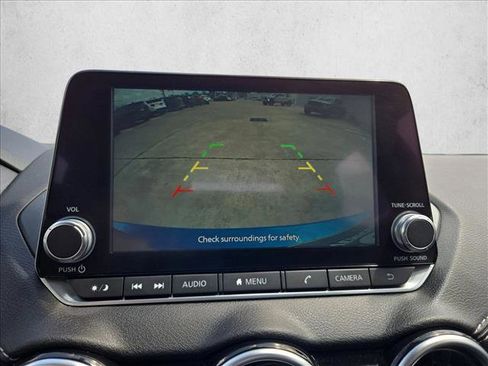 Used 2025 Nissan Sentra SV FWD image 13