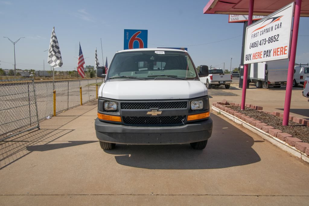 Used 2014 Chevrolet Express 2500 RWD image 3