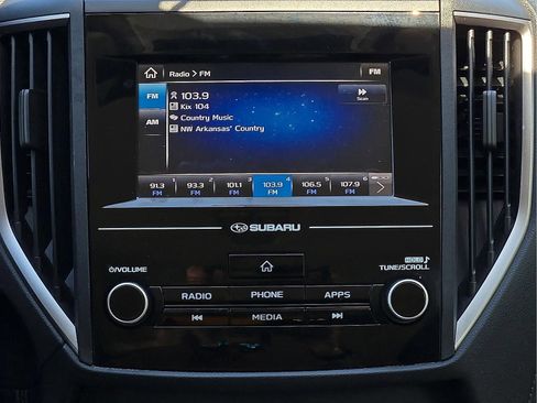 Used 2018 Subaru Crosstrek 2.0i Premium w/ Popular Package #2 AWD/4WD image 12
