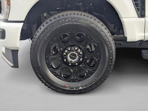 New 2026 Ford F250 XLT w/ XLT Premium Package image 9