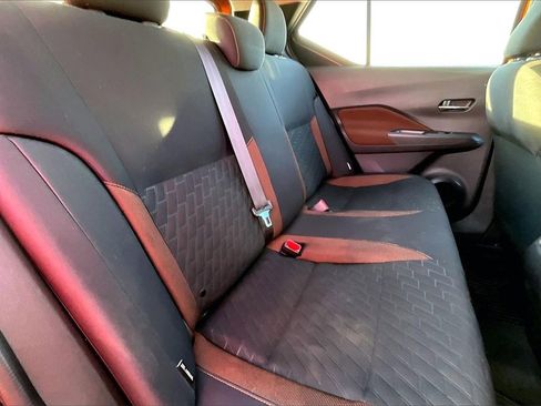 Used 2021 Nissan Kicks SR image 21