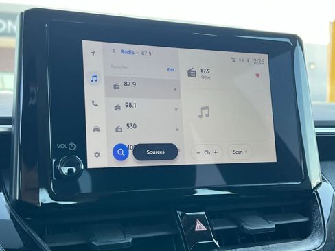 Used 2024 Toyota Corolla LE image 18