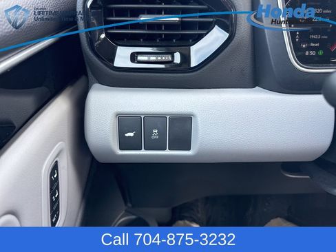 Used 2025 Honda Pilot EX-L image 23