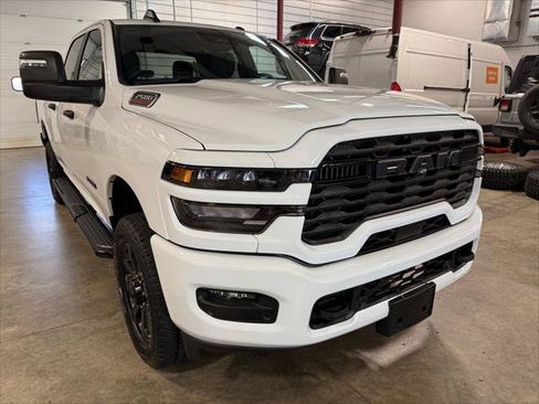 Certified 2025 RAM 2500 Big Horn AWD/4WD image 1